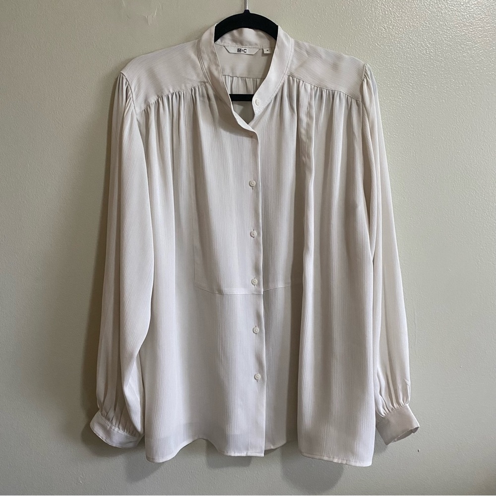 UNIQLO “volume long sleeve blouse”